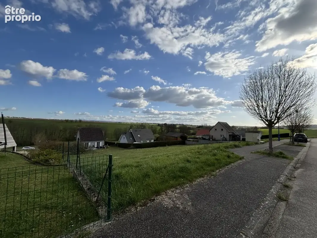 Photo Terrain à Vescheim au prix de 51 673€