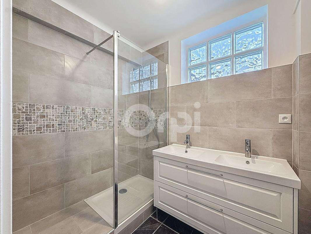 Appartement à NOGENT-SUR-MARNE