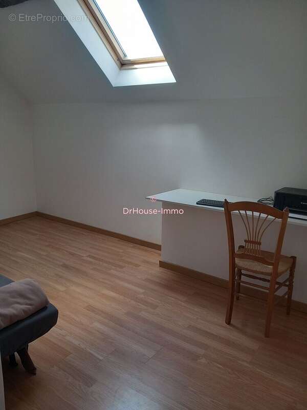 Maison 117 m² à Prissac  - photo 7