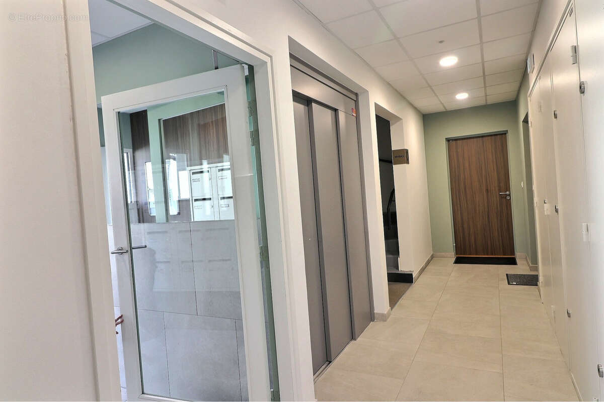 Appartement à LE RELECQ-KERHUON