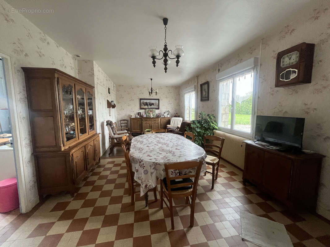 Maison de campagne avec terrain proche des usines du courval - photo 7