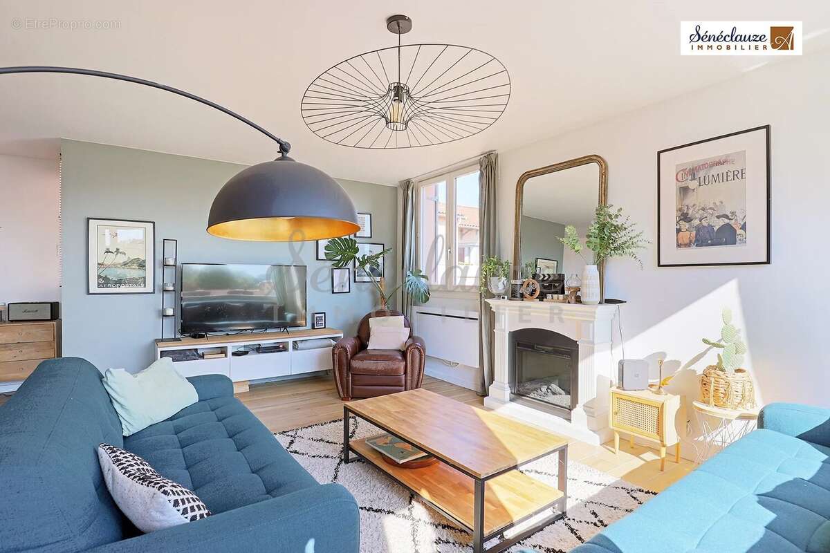 Appartement à SAINT-GENIS-LAVAL