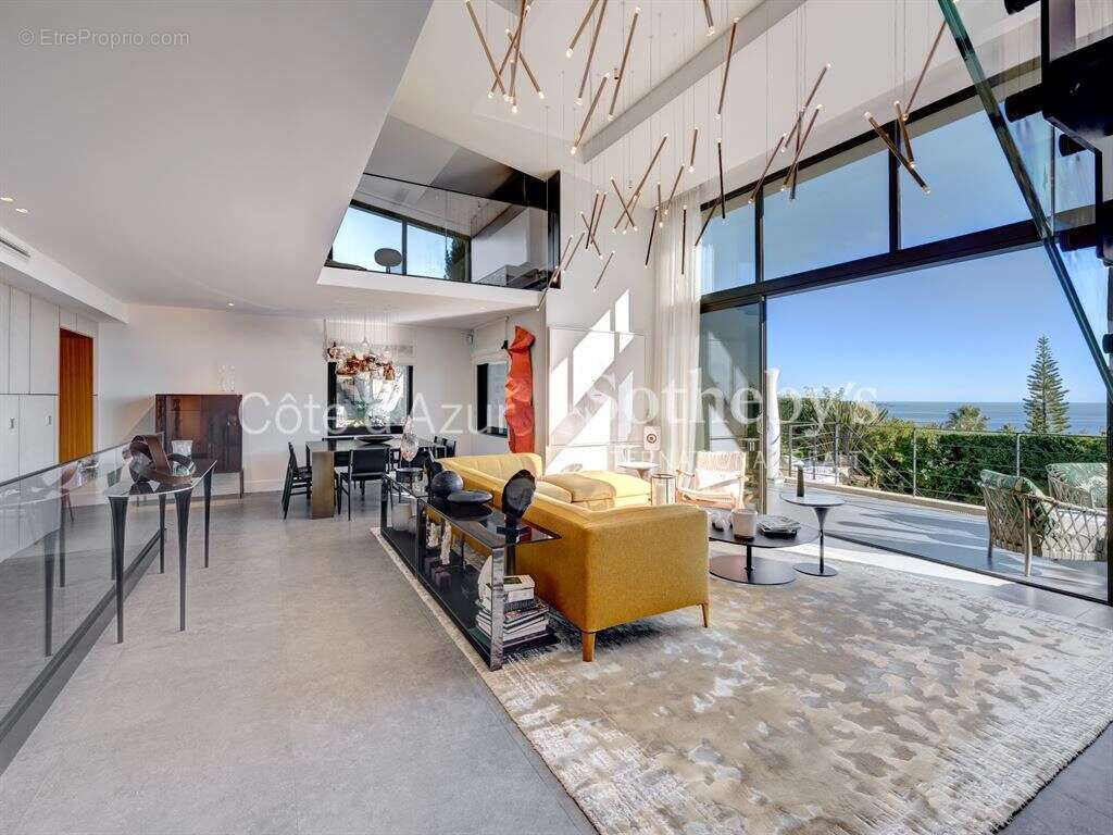 Maison à CANNES