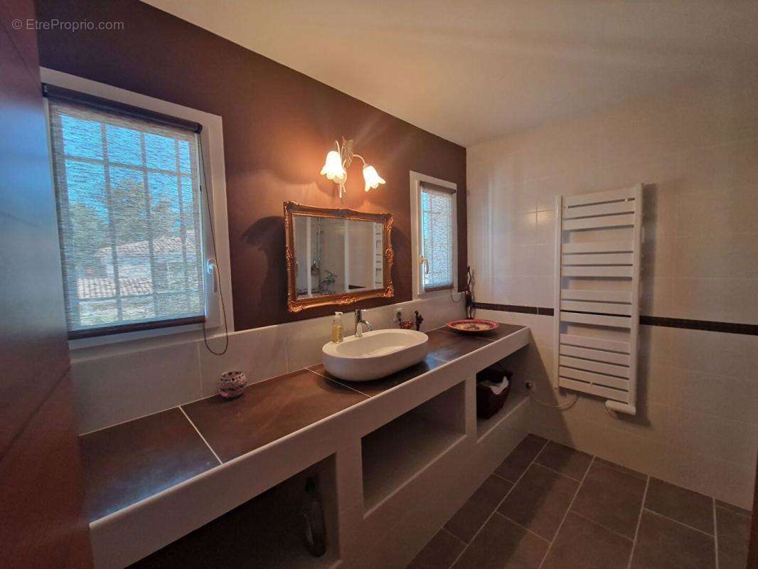 Maison à AIGUES-MORTES