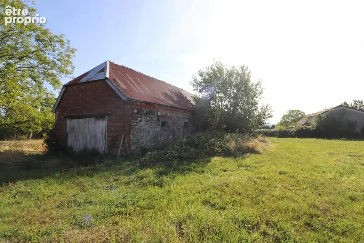 Maison à MONDREPUIS