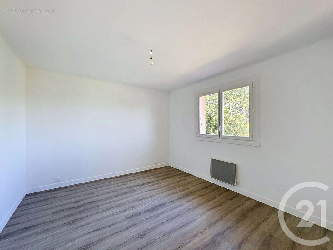 Maison 120 m² à Pavie  - photo 16