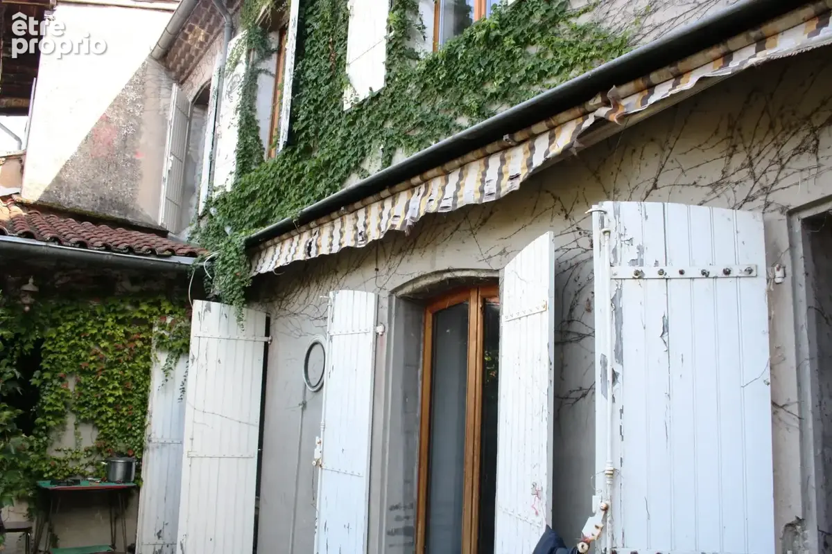 Maison 8 pièces 236 m² à vendre à Graulhet (81300) - photo 2