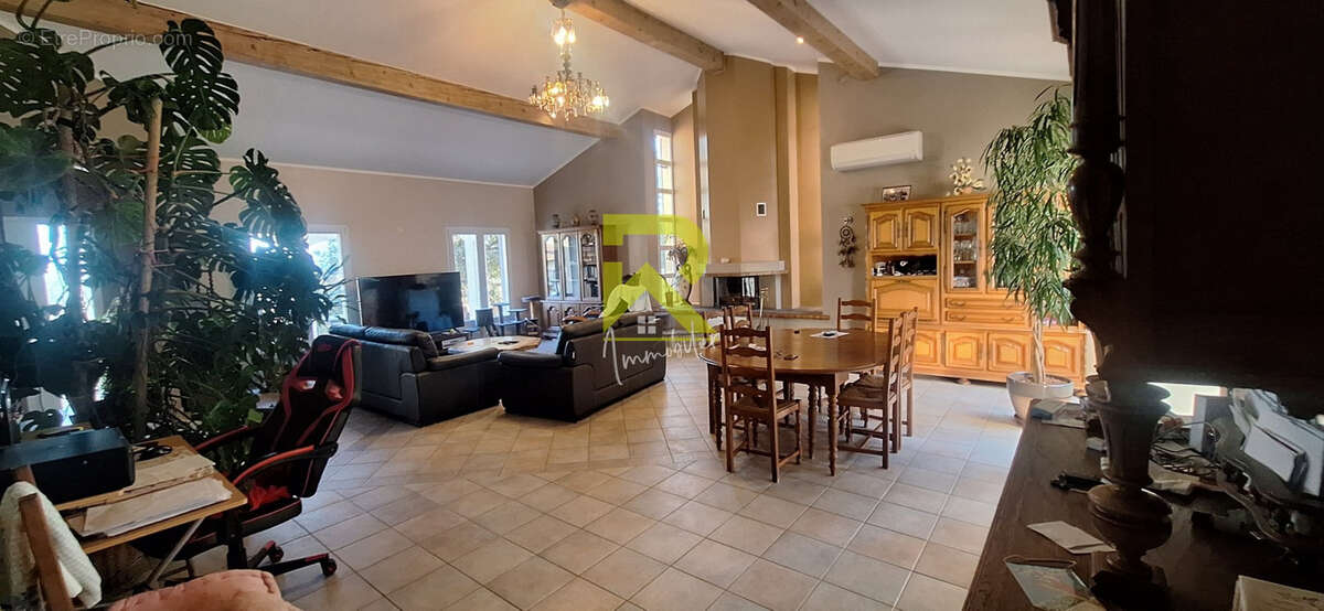 Maison à LEZIGNAN-CORBIERES