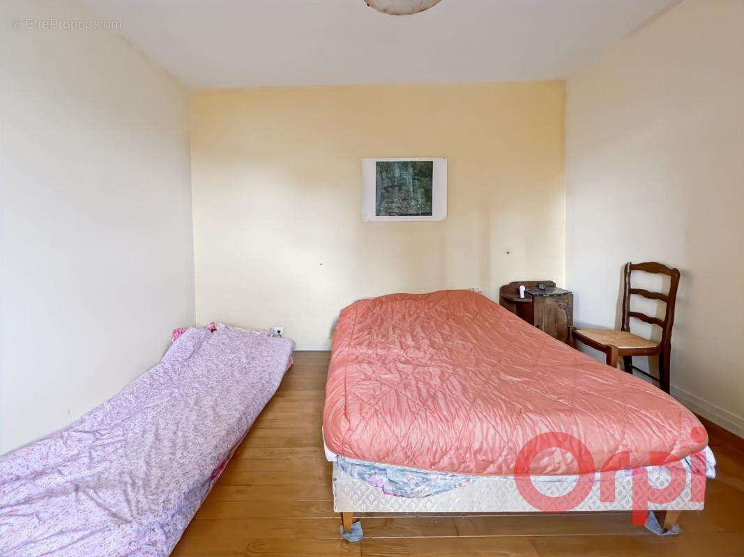 Maison à SAINT-AMAND-MONTROND