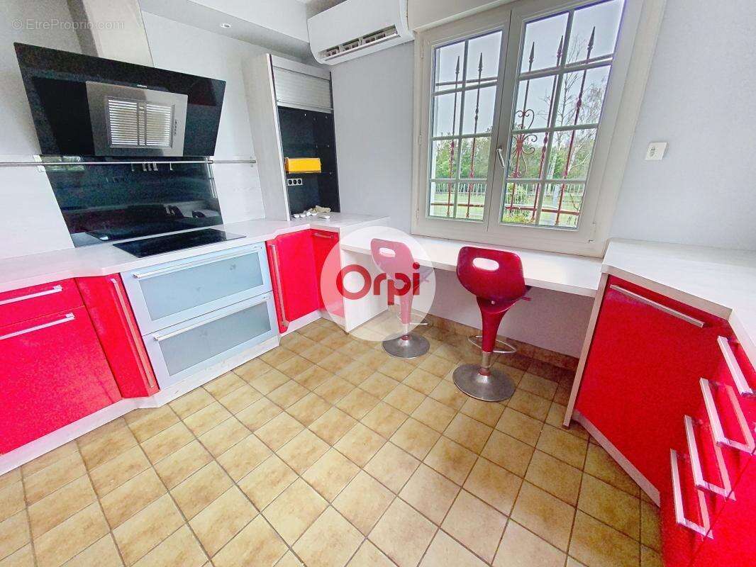 Maison avec piscine & sous-sol – Proposée par Orpi Arzon - photo 7