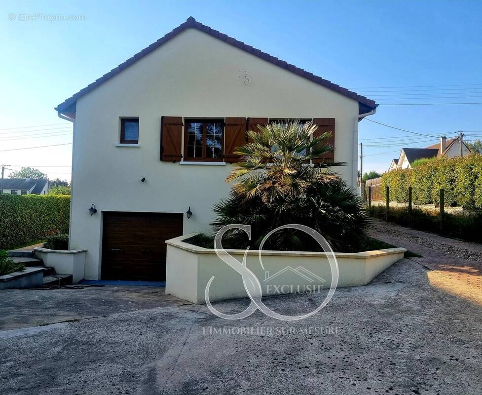 Maison à MAULE