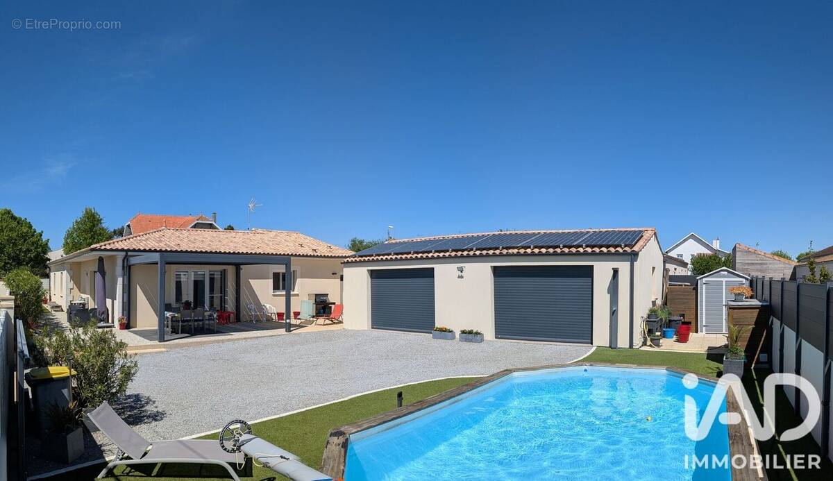 Photo 1 - Maison à TONNAY-CHARENTE