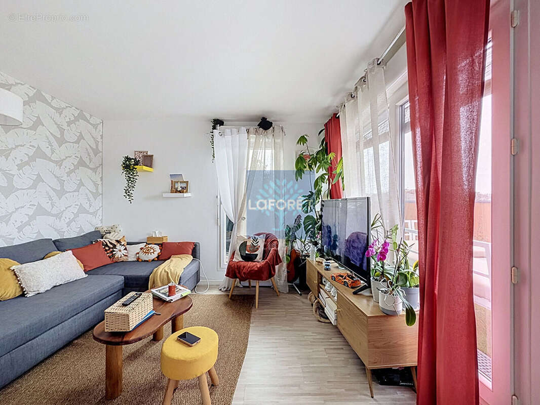 Appartement à SAINT-OUEN-L'AUMONE