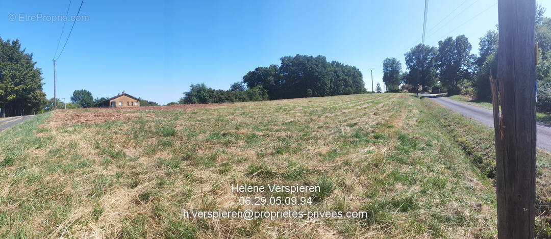 Terrain à SIORAC-EN-PERIGORD
