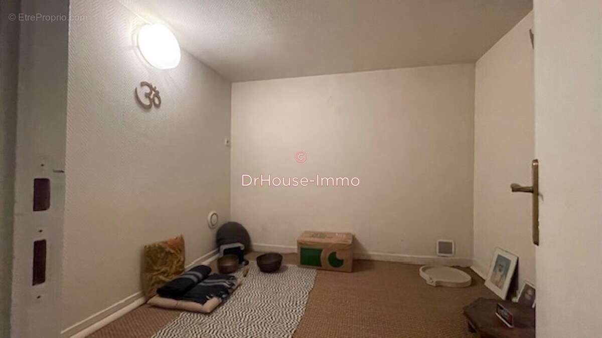 Maison 90 m² à Bondy  - photo 7