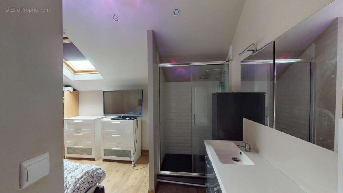 Maison à JOUY-LE-CHATEL