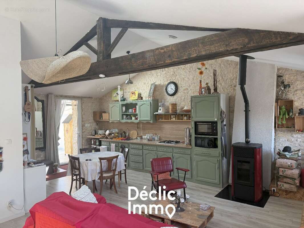 Ensemble immobilier saint just luzac - photo 3