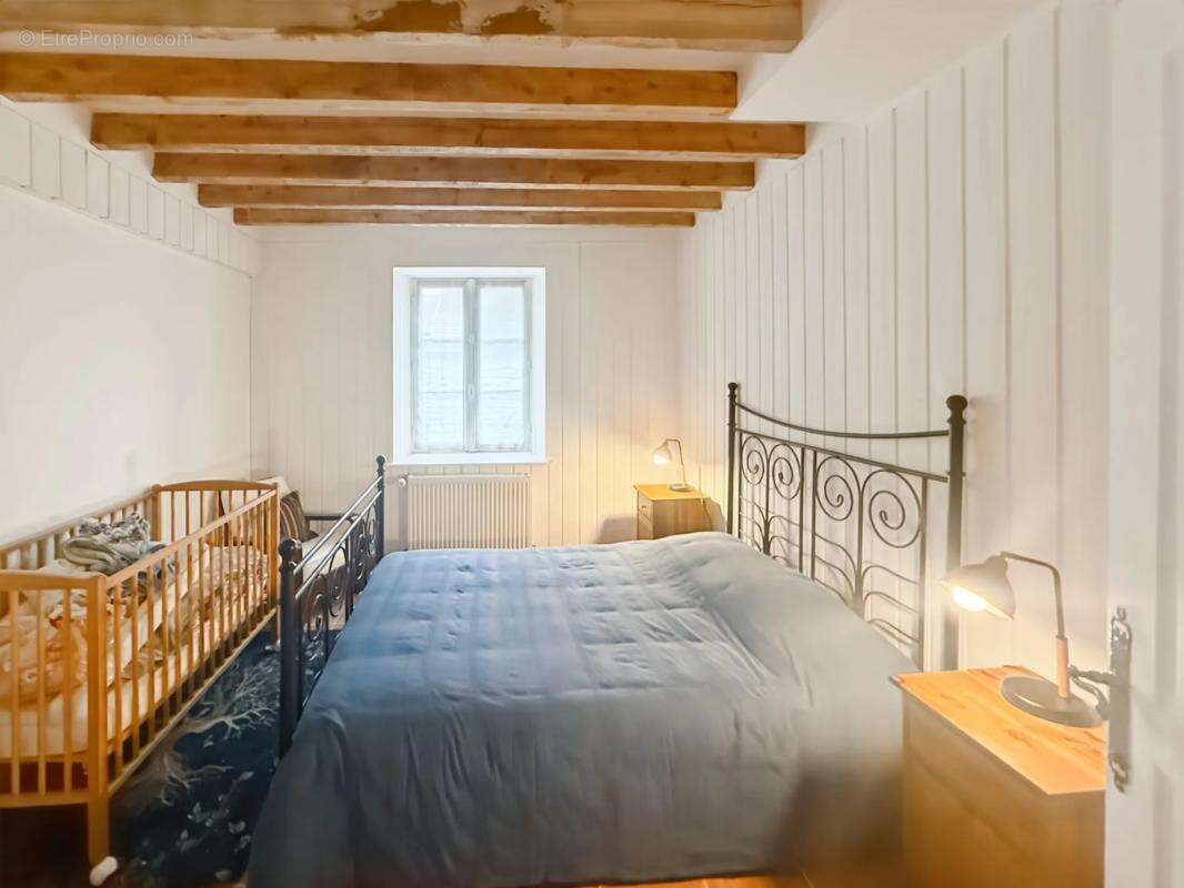 Maison à LIMETZ-VILLEZ