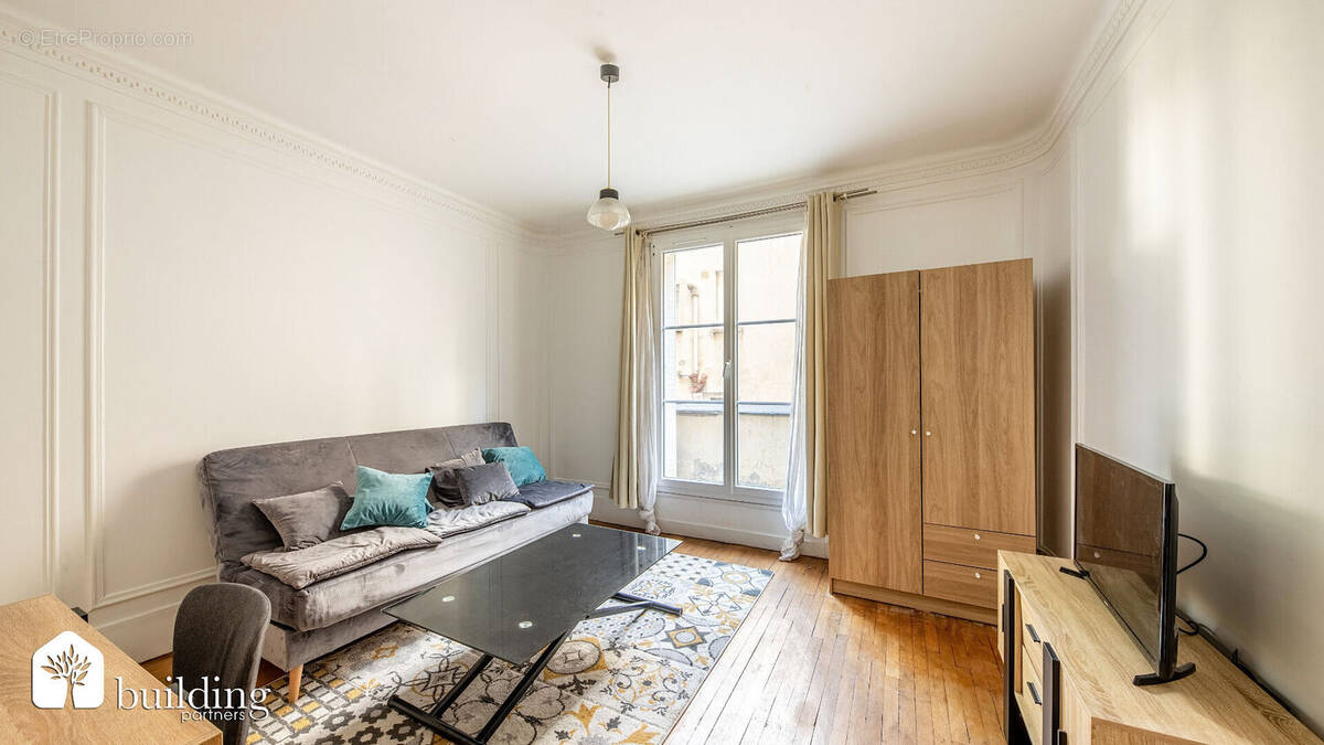 Appartement à PARIS-17E