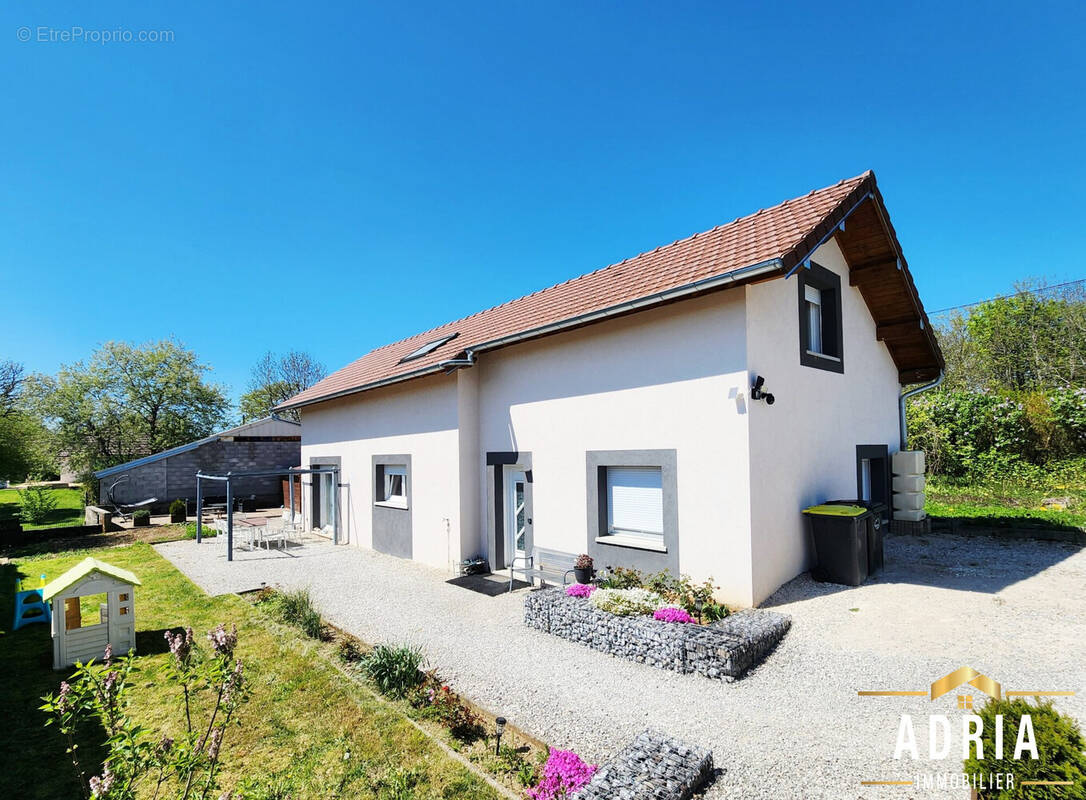 Maison à VALDAHON