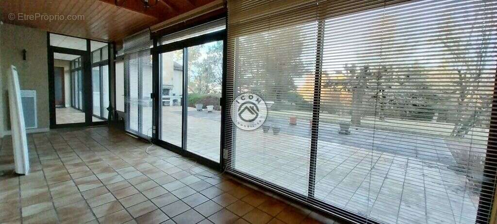 Maison à COULOUNIEIX-CHAMIERS