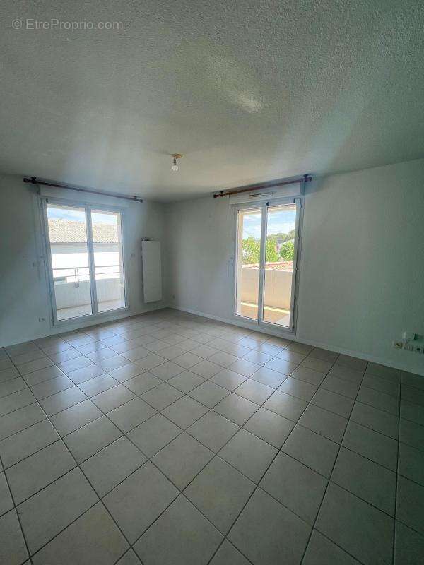 Appartement à CASTELGINEST