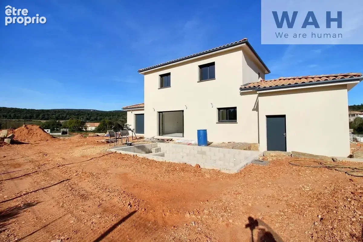Vente villa de type 5 en r+1 avec garage et piscine sur une - photo 7