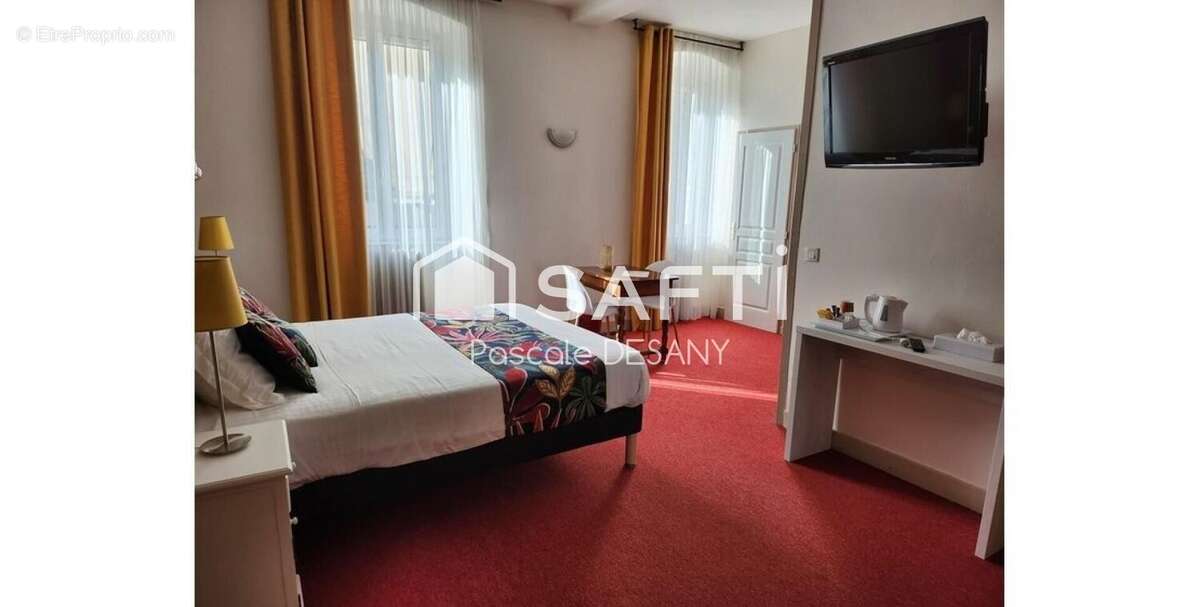 Photo 5 - Commerce à LAMASTRE