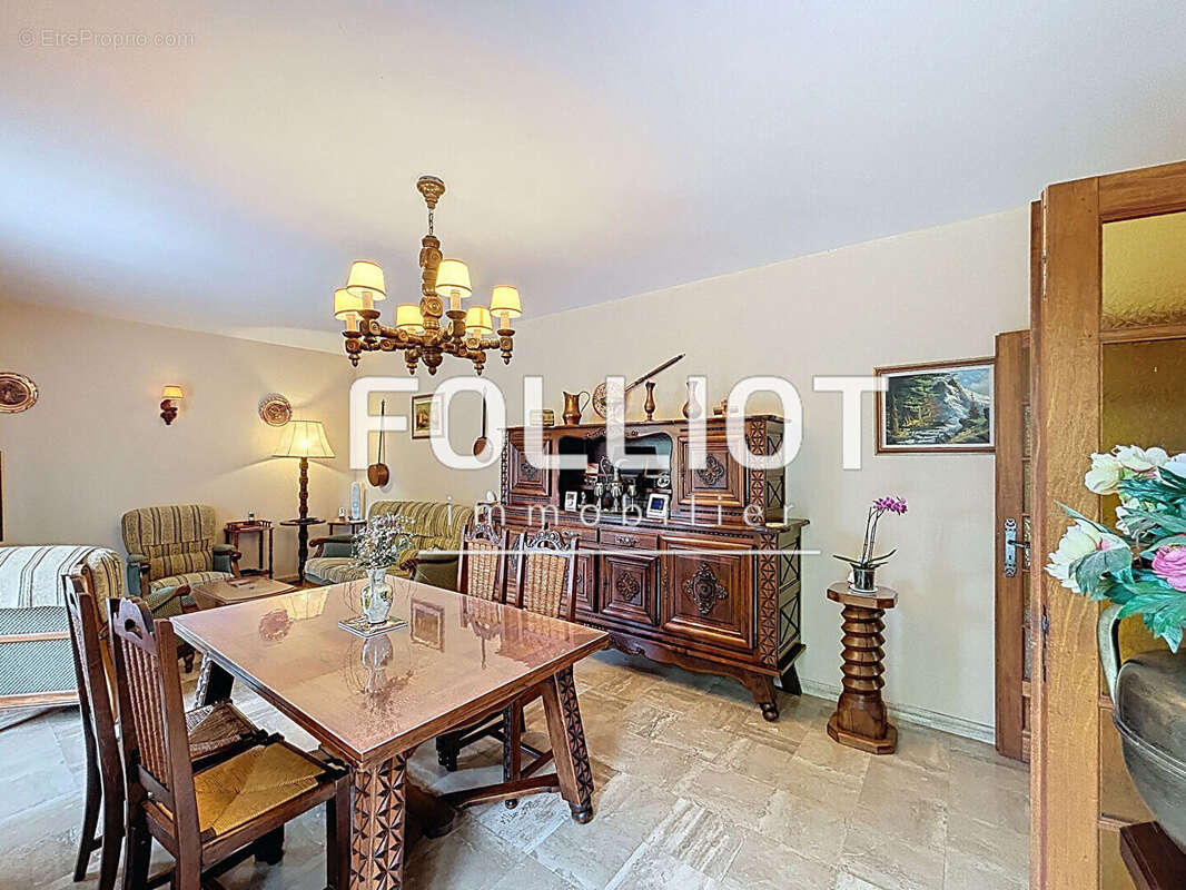 Maison à CESNY-BOIS-HALBOUT