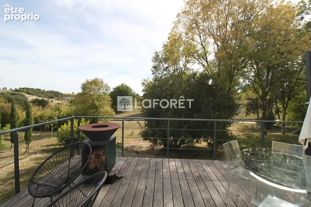 Maison de pays Celles 8 pièces 230 m2 sur 1,8 ha - Dépendances - photo 3