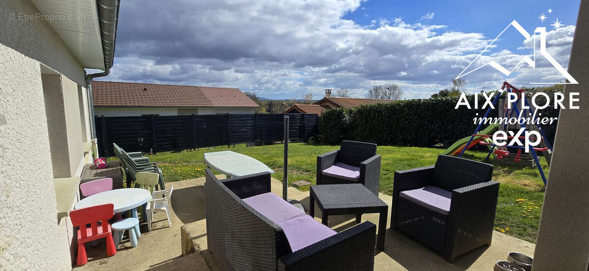 Maison à CHATILLON-LA-PALUD