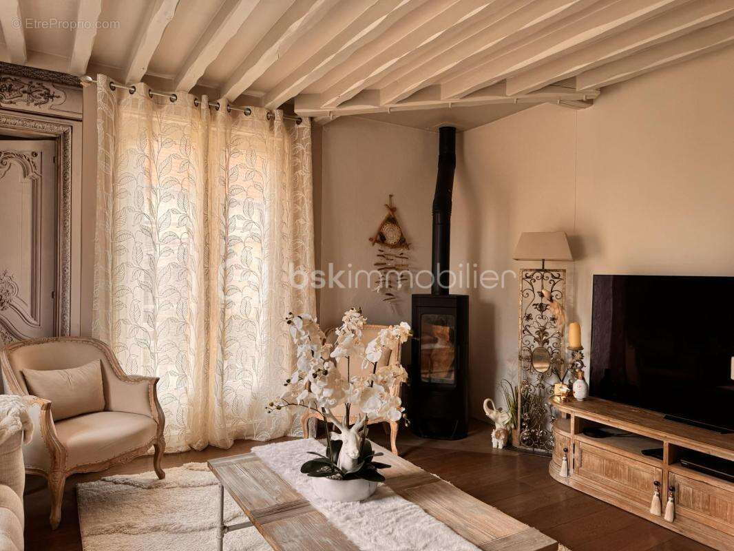 Propriété de 260 m2 composée de 2 habitations à Autrêches (60350) - photo 14