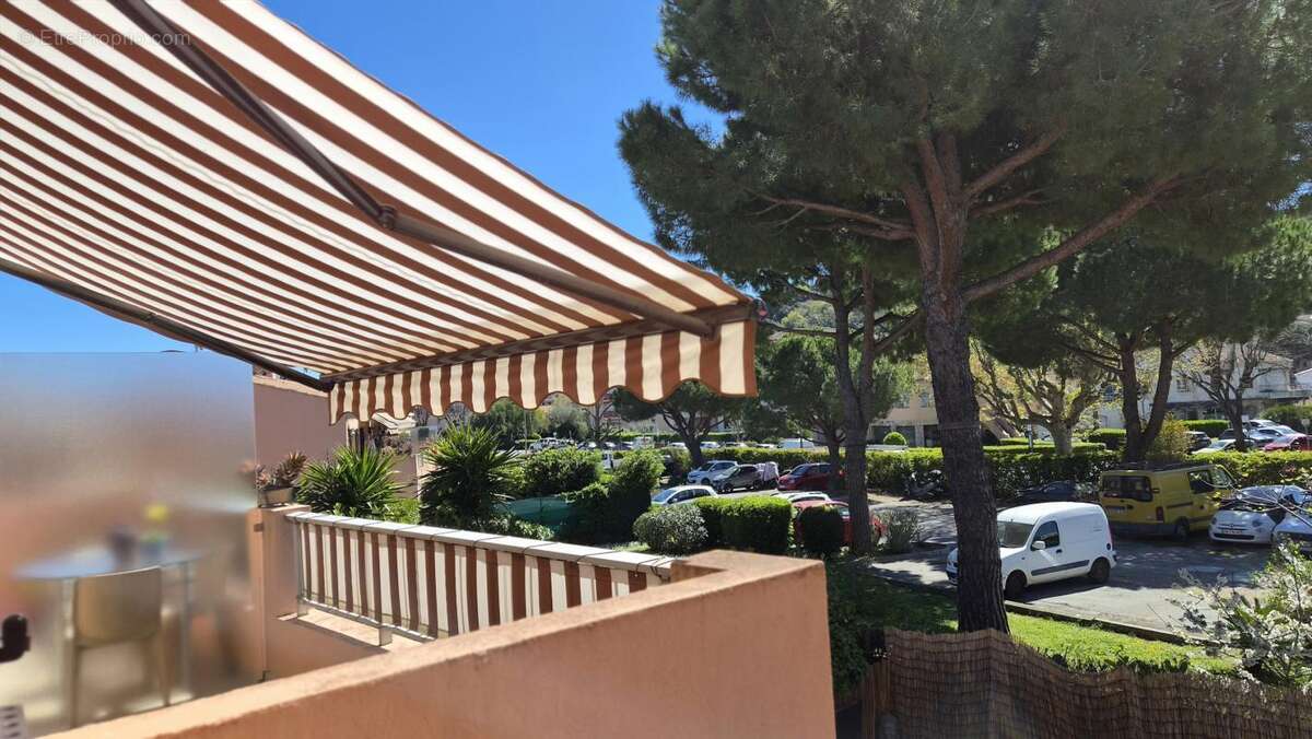 Appartement à VALLAURIS