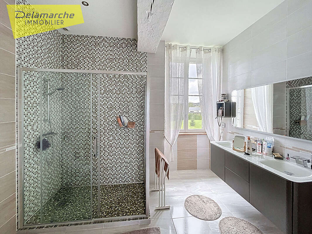 Maison à ISIGNY-LE-BUAT