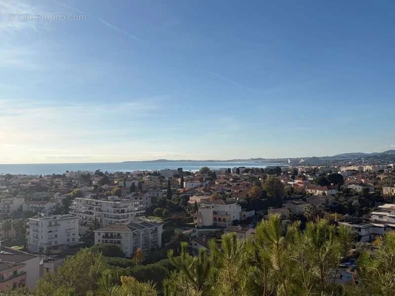 Appartement à CAGNES-SUR-MER