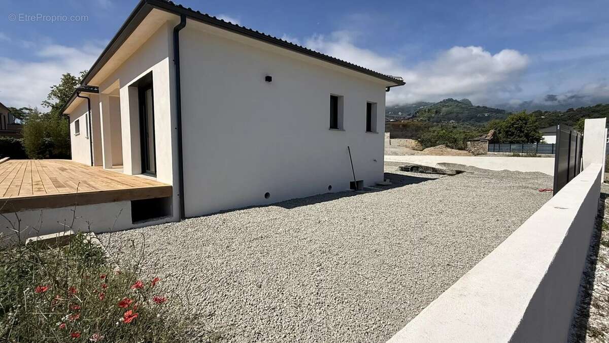 Très belle villa neuve T4 Piscine Garage - photo 28