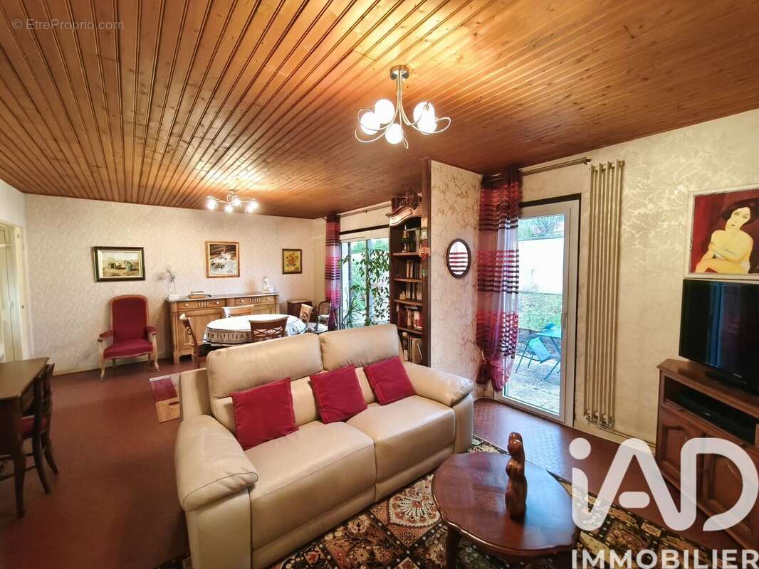 Photo 8 - Maison à COURNON-D'AUVERGNE