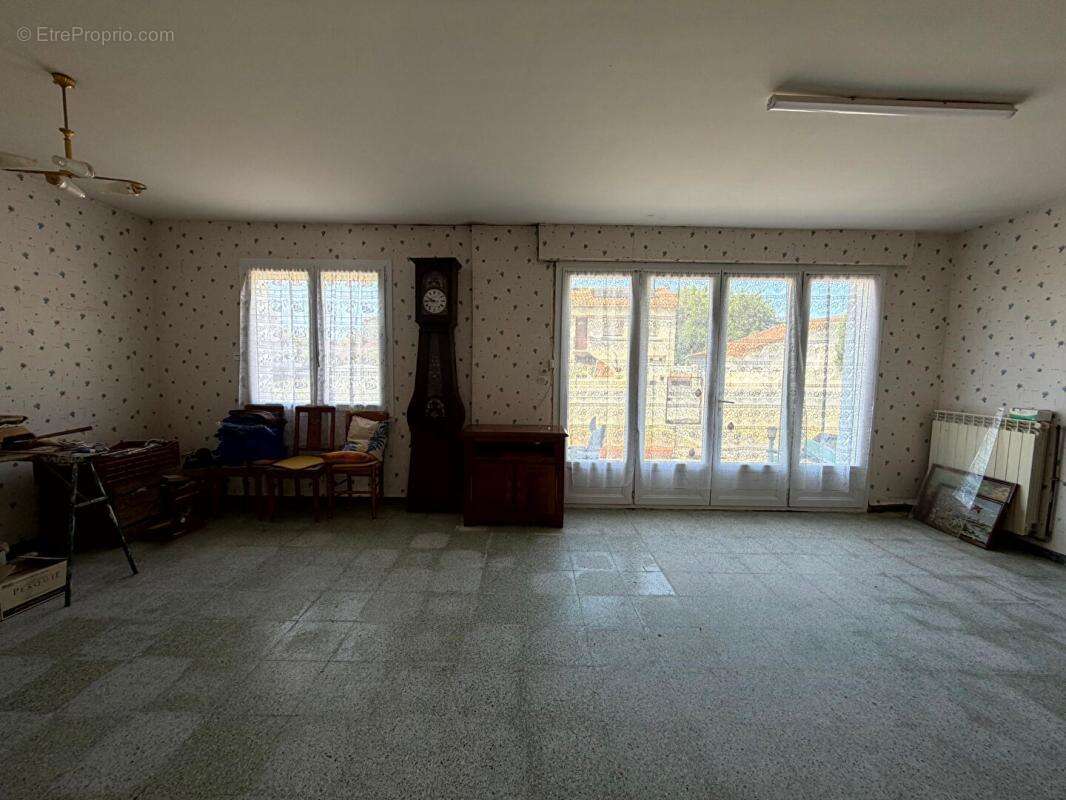 Maison  5 pièce(s) 115 m2 - photo 2