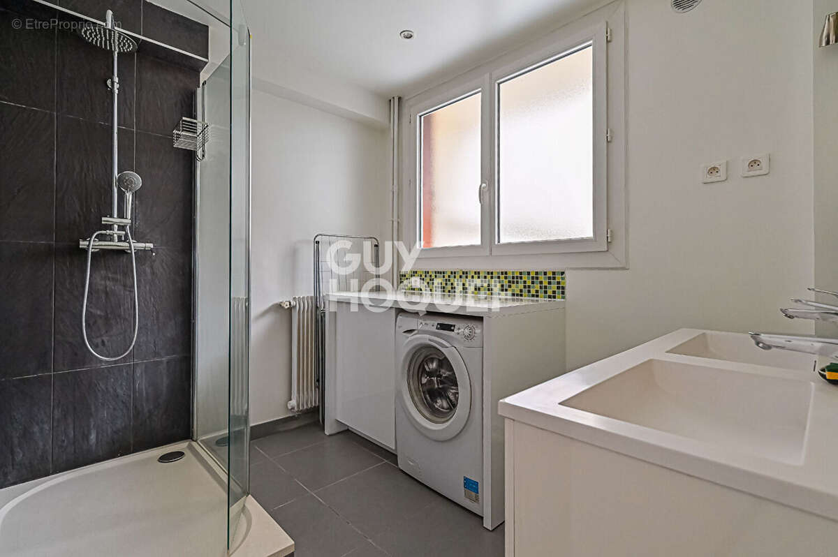Appartement à PARIS-12E
