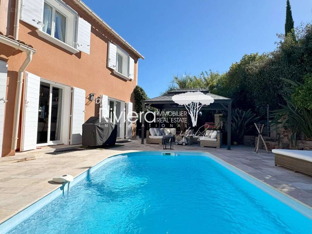 Maison à LA CROIX-VALMER