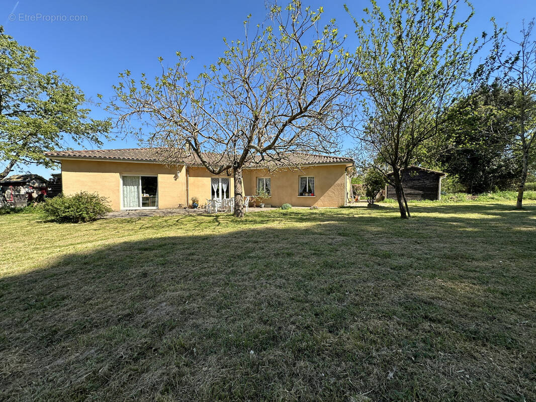 Maison à SAINT-AULAYE