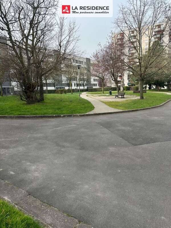 Appartement à ROSNY-SOUS-BOIS