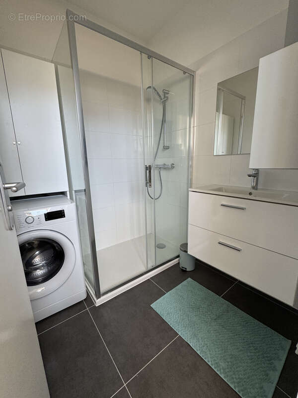 À vendre, grand appartement t3 proche centre-ville - photo 7