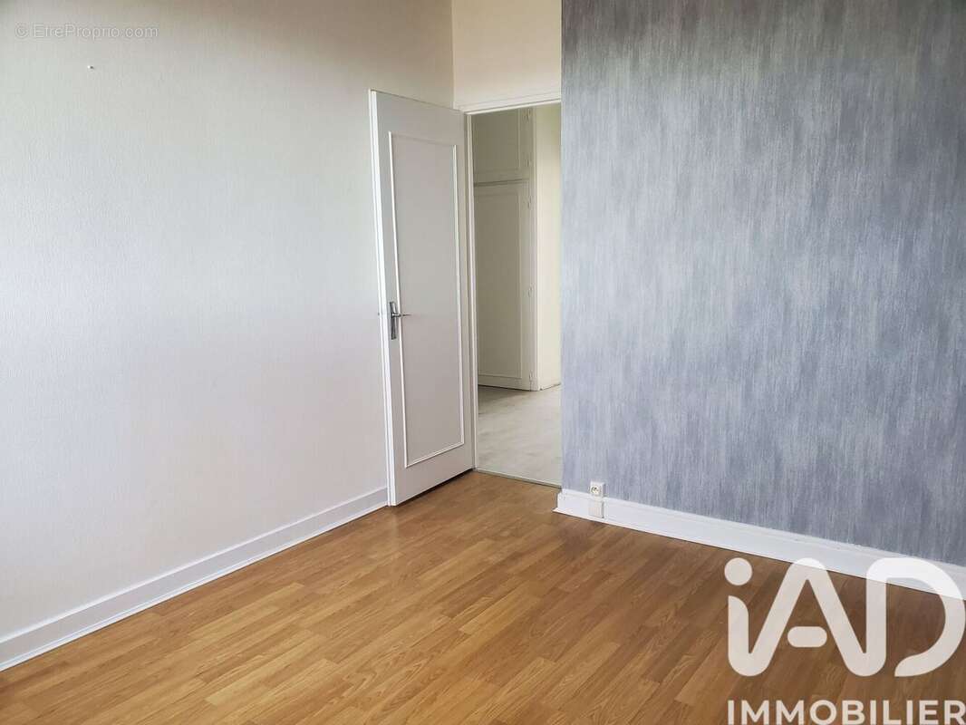 Appartement 65 m² à Montlucon  - photo 7