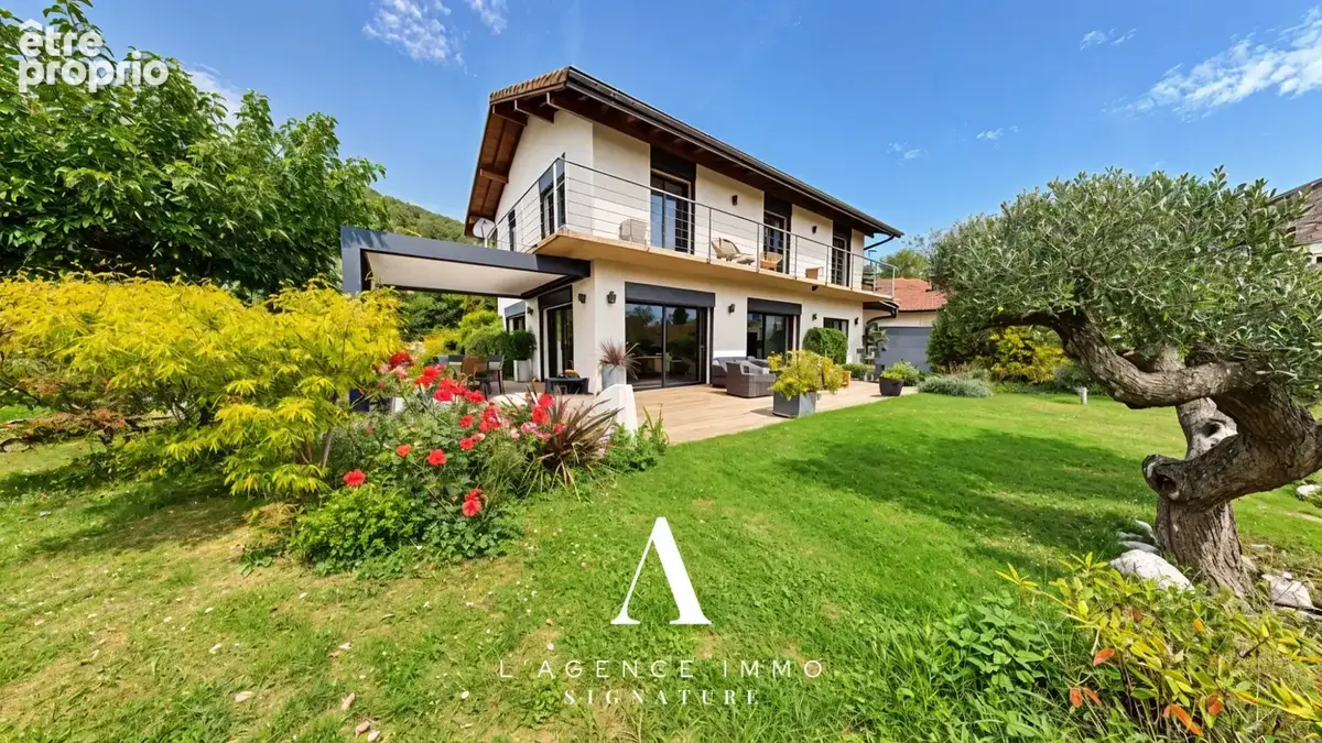 Maison 6 pièces 252 m² à vendre à Crozet (01170) - photo 1