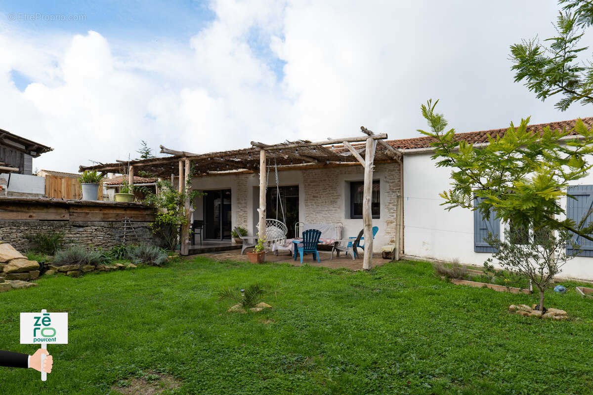 Maison à CHAILLE-LES-MARAIS