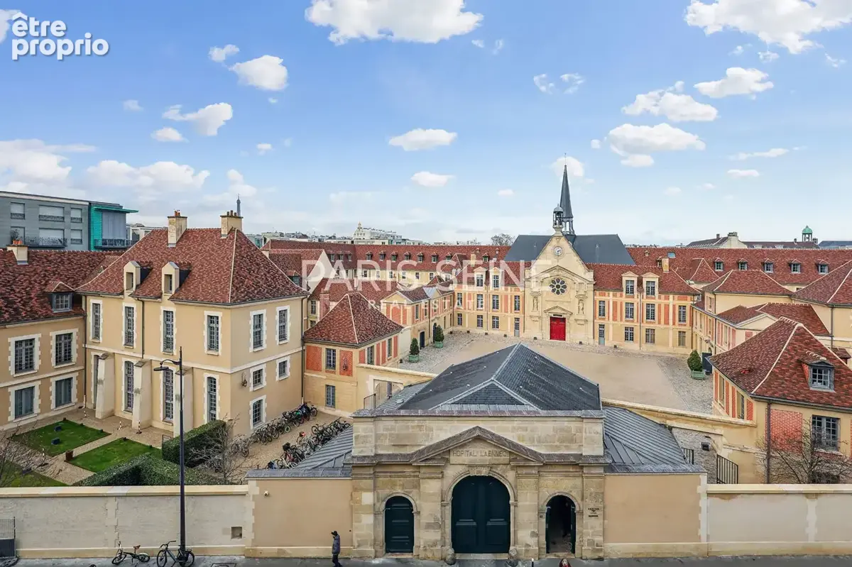 Appartement à PARIS-7E