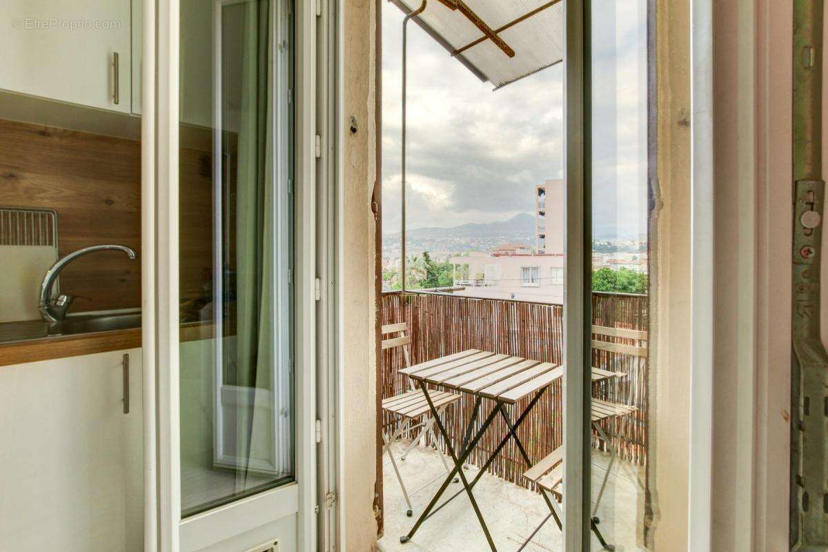 Mont Boron - appartement 5 pièces rénové dernier étage villa niçoise - photo 2