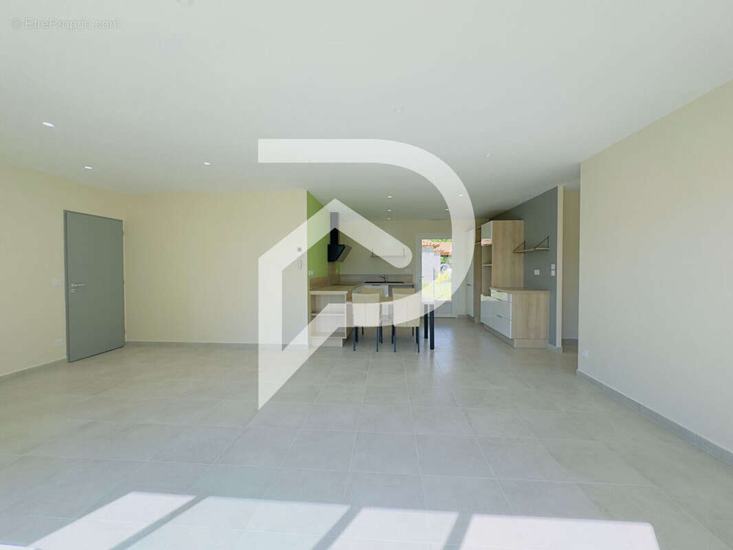 Maison à PRIGONRIEUX