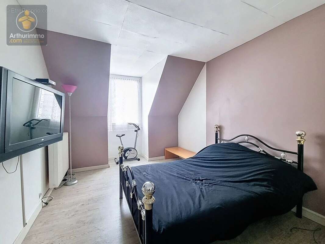 Maison à LIMEIL-BREVANNES